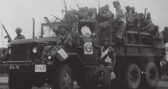 Tigres mit Beutefahrzeug in Kolwezi 1978